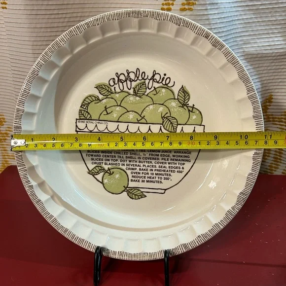 Vintage Royal China  Country Harvest 11" Apple Pie Recipe Baking Dish 1983 - Picture 3 of 4